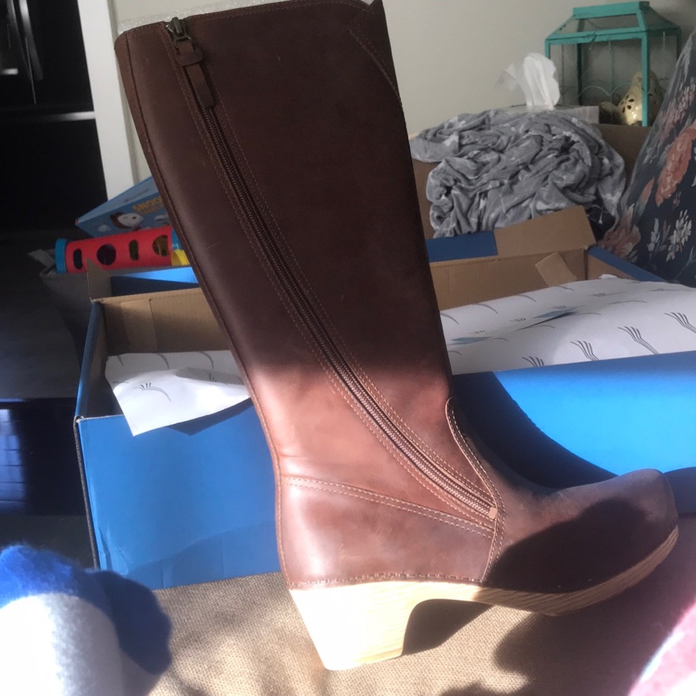 Dansko Martha boots